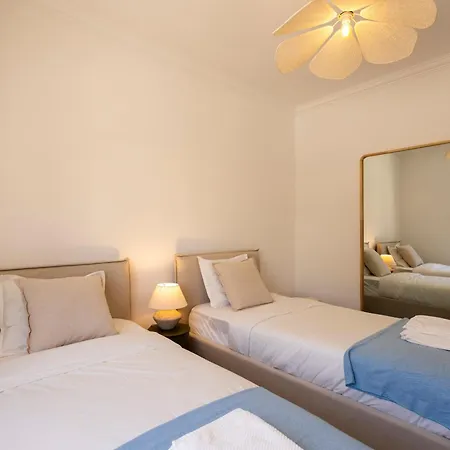 Anne - Elegant Coastal Near Ericeira Apartman *
